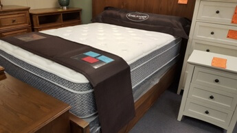Englander 11 Inch Coil on Coil King Mattress