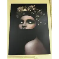 Classy Art Glam Lady in Gold & Black Hat Wall Art