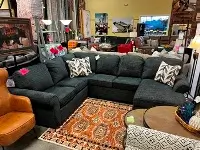Creek Side Customs Malibu 3-Piece Sectional in Vance Onyx