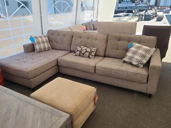 Ashley Auburn 2-Piece Sectional with Left-Hand Chaise
