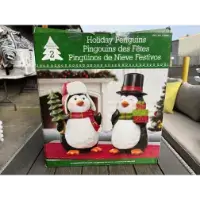 Holiday Penguin (just 1)