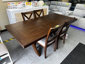 Whalen Lathan Dining Set with 4 Chairs