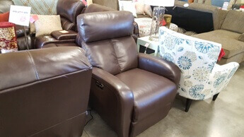 Synergy Criss Power Recliner in Palermo Chocolate with Adjustable Headrest