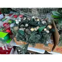 30-Inch Pre-Lit Premium Holiday Wreath
