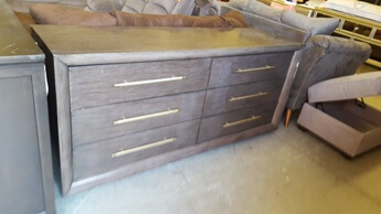 Hardwood 6-Drawer Dresser (blemish)