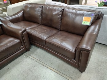 Amax Wynwood Leather Sofa