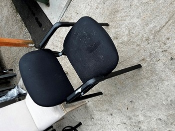 Black Cushioned Arm Chair (blemish)