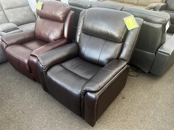 Barcalounger Bryson Dark Brown Leather Dual Power Recliner