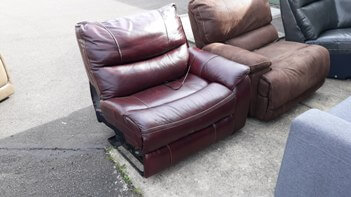 Manwah Burgundy One-Arm Power Recliner