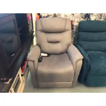 Mega Motion MM3730 Infinite Position Lift Chair/Triple Power Recliner in Dove