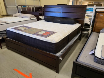 Homelegance Erwan King Bed (blemish)