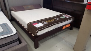 Modus Figura Cal King Platform Bed