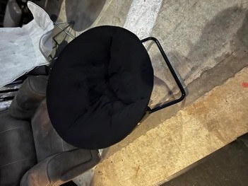 Black Fabric Round Folding Chair