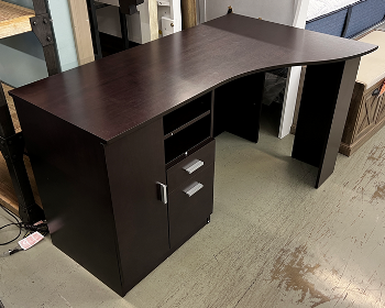 Cappuccino Finish Desk with Curved Top