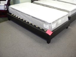Modus Ledge Twin Platform Bed
