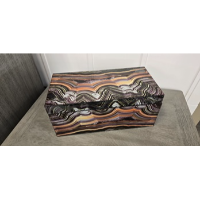 Three Hands Large Black & Brown Marbled Box