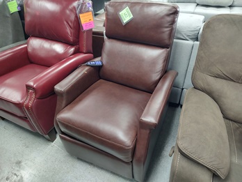 Synergy Livorno Chocolate Leather Power Recliner/Lift Chair (blemished)