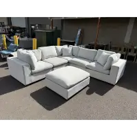 Living Style Lowell Grey Fabric 6-Piece Sectional (blemished)