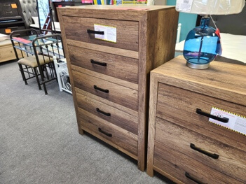 Homelegance Mandan Wood-Look Chest