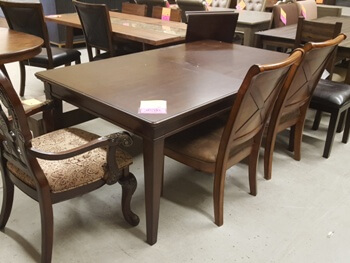 Pulaski Matteo Dining Table