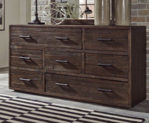 Modus McKinney Pine Dresser
