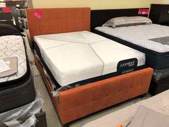 Coaster Fairfield Orange Fabric Full Bed