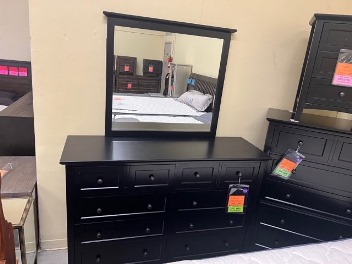 Modus Paragon Black Finish 8-Drawer Dresser with Mirror (blemish)