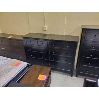 Modus Paragon Black 8-Drawer Dresser