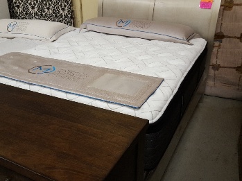 Sealy Pershing Plush Pillow Top Queen Mattress