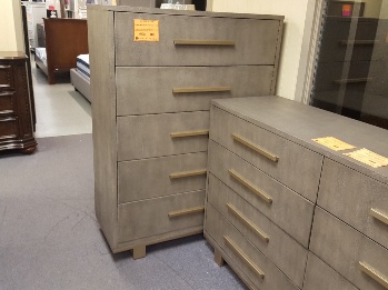 Pulaski Petra Grey 5-Drawer Chest