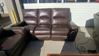 Manwah Sawyer Leather Power Reclining Sofa (blemish)
