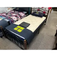 Serta PerfectDay 8-Inch Medium Queen Mattress in a Box