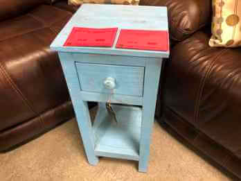 Vintage Furniture Stacey Accent Table in Blue