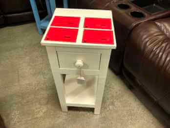 Vintage Furniture Stacey Accent Table in White