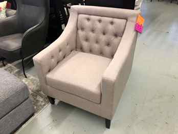 Stallion Oyster Accent Chair