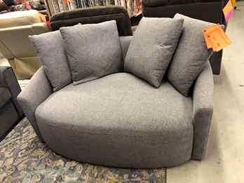 Thomasville Light Grey Fabric Oversized Swivel Chair with 4 Pillows