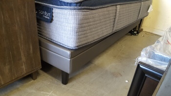 Sealy Ease Cal King Split Adjustable Bed with Wireless Remote