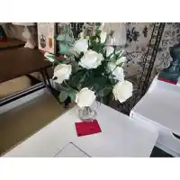 White Roses Floral Arragnement in Clear Glass Vase
